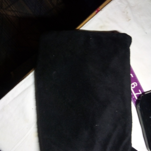 Purse - Picture 3 of 4